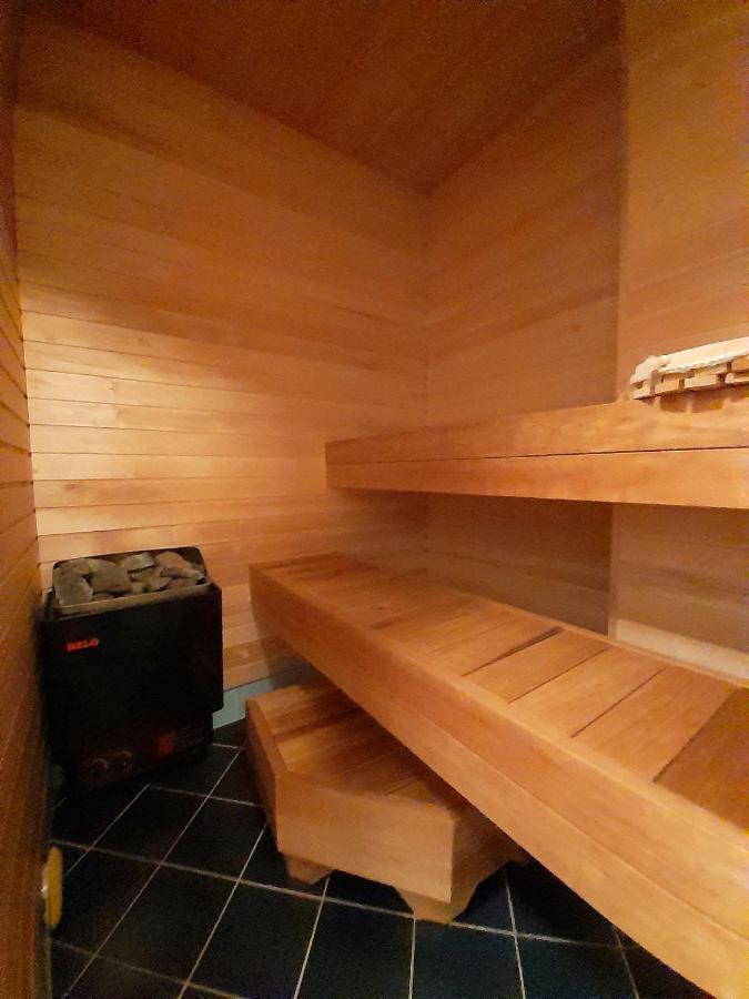 Hotel Kuelalistemaja Kukruse Residents Kohtla-Järve Esterno foto